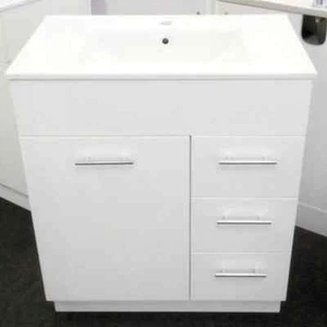 Showerama 760mm Freestanding Vanity - Picture 1 of 2