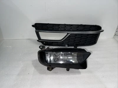 Cubierta de luz antiniebla inferior izquierda AUDI A5 S5 2013-2017 rejilla bisel embellecedor 8T0807681M OEM Foto 1 de 4