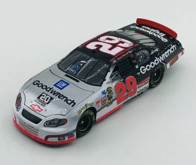 Kevin Harvick ##29 GM Goodwrench Daytona Special 2005 Monte Carlo Acción 1:24  Foto 1 de 4