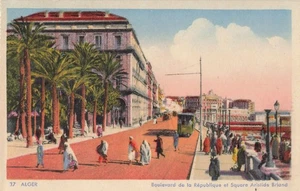 Postcard Alger Algeria Boulevard de la Republique and Square Aristide Circa 1950 - Bild 1 von 2