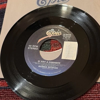 Gloria Estefan Si Voy A Perderte/ Don't Wanna Lose You ~ Epic 45 RPM  Record - Image 1 of 3