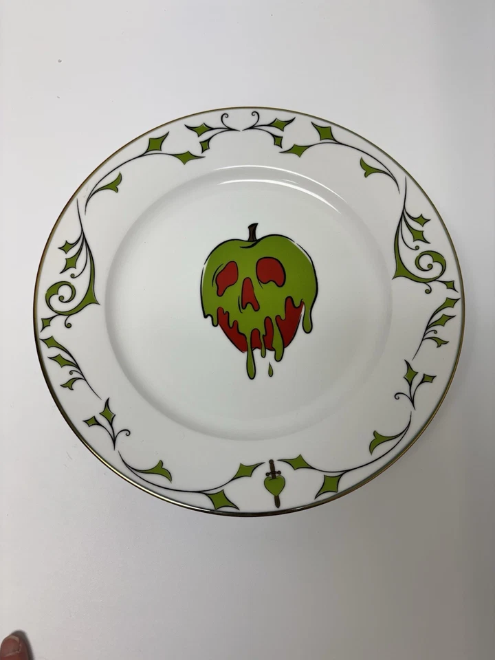 4 Disney Villains POISON APPLE 10.5” Dinner Plates Halloween Iridescent Zrike - Image 1 of 3
