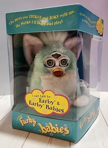 1999 Furby Babys grün und weiß grüne Augen rosa Ohren #70-940 Neu im Karton Hasbro - Bild 1 von 9
