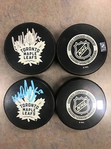 Wendel Clark Toronto Maple Leafs Signed Hockey Puck - Picture 1 of 1