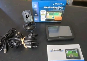 Magellan Roadmate 5635T-LM 5" GPS Navigator Free Lifetime Updates - Picture 1 of 13