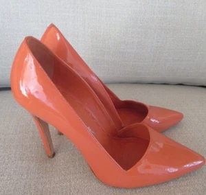 Alice + Olivia Stacey Bendet Coral Patent Leather Pump Heels, Sz 38 - Picture 1 of 7