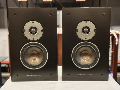 (США беспошлинно) DALI OBERON ONWALL BA пара, операция подтверждена - Изображение 1 из 4