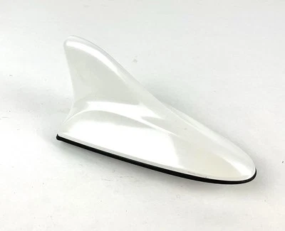 HYUNDAI ELANTRA 2011-2015 MONTADO EN TECHO ALETA DE TIBURÓN BLANCO 962103X000JR  Foto 1 de 4