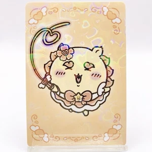 Tarjeta Coleccionable Shisa Magical Chiikawa Holo TGC Bandai Novedad Comité Chiikawa - Imagen 1 de 9