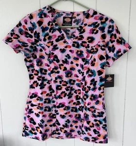 NWT Women’s Small Dickies Pink Animal Print Scrub Top - Picture 1 of 1