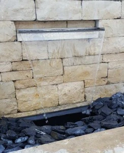 Wasserfall 45 cm Edelstahl matt gebürstet LED-Beleuchtung Wasserauslauf Speyer - Bild 1 von 2