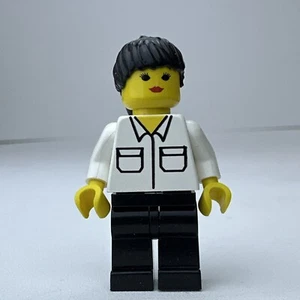 LEGO Minifigura twn016 Camisa Bolsillos Negro Cola de Caballo Classic Town 6598 - Imagen 1 de 4