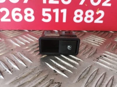 VAUXHALL ASTRA H 5 Door 2004-2011 ELECTRIC WINDOW SWITCH (REAR DRVER) 13228711 - Image 1 of 2