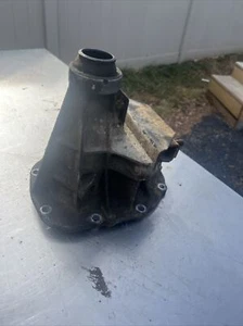 M5R2 2wd Extension Tail Housing 92 Ford F150 5 Speed Manual Trans - Picture 1 of 5