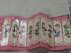 VINTAGE ORIENTAL PANDA BEAR PAPER DIE CUT BOOKMARKS SET OF 9 IN A BOOK - Foto 1 di 6