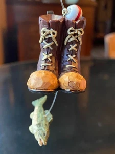 Weihnachten Angelstiefel, Bobber und Fisch Harz Baumschmuck Dekoration - Bild 1 von 6
