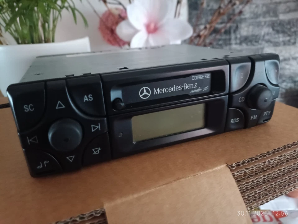 Mercedes Becker Audio 10 Kassetten Radio BE3200 mit CODE - Bild 1 von 4