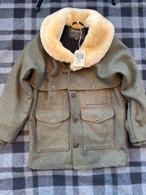 NWT 2021 FILSON LINED MACKINAW WOOL PACKER COAT FOREST GREEN MEDIUM # 20018829 - Image 1 of 4