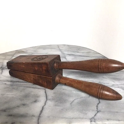 Antique Wooden Lemon Squeezer Juicer Presser Primitive Kitchen Tool Farmhouse - Image 1 of 4