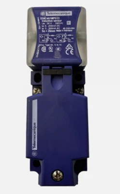 NEW TELEMECANIQUE XS8C4A1MPG13 Rectangular Proximity Sensor - Image 1 of 4