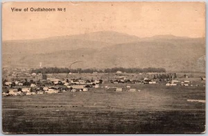 Vista de Oudtshoorn Sudáfrica casas residenciales al pie de las montañas postal - Imagen 1 de 2