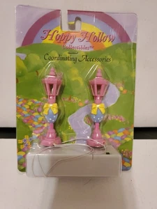 Hoppy Hollow Collectibles Light-up  Street Lights Set of 2 Battery 3'' - Picture 1 of 5