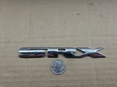 Cadillac OEM 2004-2005 SRX Cromo Puerta Trasera Emblema Insignia Logo Placa de Identificación Nombre Foto 1 de 3