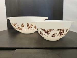 Early Pyrex Cinderella White Set Of 2 Bowls - Picture 1 of 13