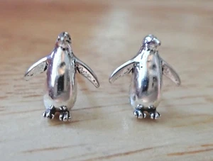 Sterling Silver TINY 11x10mm Cute Penguin Stud Post Studs Earrings - Picture 1 of 5