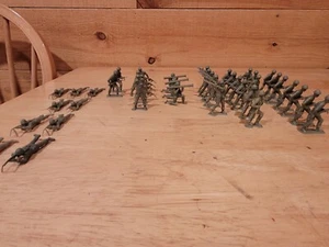 Lote De 74 Gris Army Man 21-4 - Imagen 1 de 10