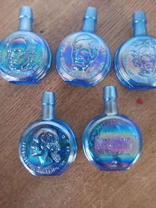 5 Wheaton Glas 3 1/4" blau irisierende Flaschen WASHINGTON TAYLOR JACKSON HARRIS - Bild 1 von 6