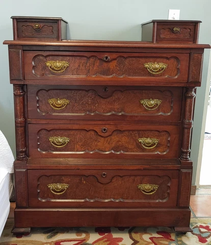 ANTIQUE WALNUT 4-DRAWER BURL WOOD CHEST OF DRAWERS Cover