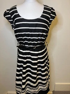 Dorothy Perkins Black and white striped dress size 14 - Picture 1 of 12