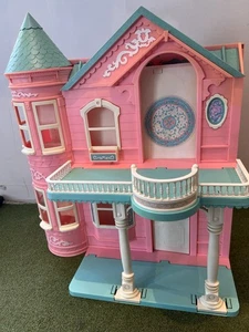 Vintage 1995 Barbie Folding Victorian Dream House with Working Elevator Read - Bild 1 von 9