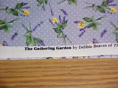 Tela de algodón lavanda parche violeta Debbie Beaves Gathering Garden BTHY FUERA DE STOCK rara Foto 1 de 4
