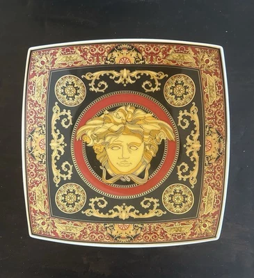 Auténtico Nuevo Versace Rosenthal Medusa Rojo 7" Plato de Caramelo Cuadrado Decoración de Lujo Foto 1 de 4