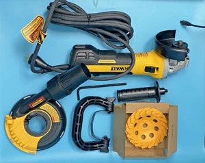 DeWALT DWE46253 1800W 5 Zoll bürstenloses Oberflächenschleifer-Set Rückschlagbremse NEU - Bild 1 von 5
