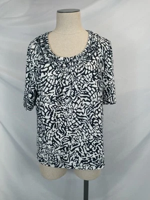 Jones New York Sport Abstract Animal Print Top Soft Cotton Black White Size Lrg - Image 1 of 4