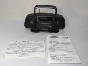 LIFELONG Mini Baby Boom Box 2225 AM/FM Portable Radio Vintage Tested & Working - Picture 1 of 11