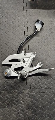 Conjunto reposapiés derecho BMW S1000R 2015-2020 PEDAL FRENO AF15  Foto 1 de 4