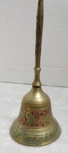 Vintage Solid Brass Ornate Hand Etched Hand Bell - Bild 1 von 3
