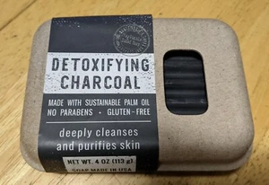 NEW COMMONWEALTH SOAPS & TOILETRIES CST DETOXIFYING CHARCOAL PALM OIL SOAP 4 OZ - Picture 1 of 2