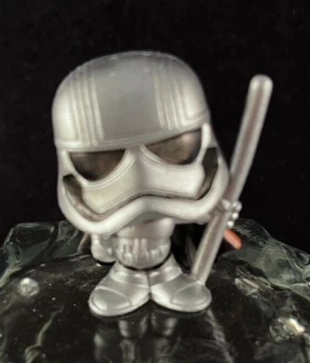 Star Wars Doorables - Capitana Phasma - Ultra Raro - Serie 2 - Disney Foto 1 de 4