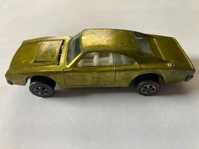 Dodge Charger 1968 Hot Wheels Redline verde lima personalizado interior blanco Foto 1 de 4