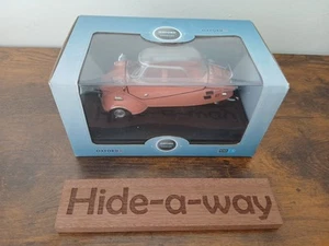 Oxford Diecast scala 1:18 Messerschmitt KR200 Bubble Top rosa - Foto 1 di 8