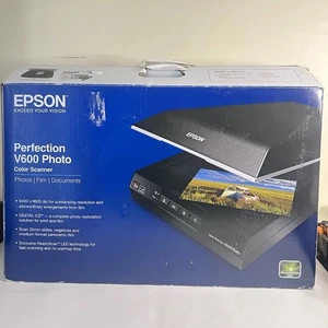 Epson Perfection V600 Color Scanner Zdjęcie, film, dokumenty, NIGDY NIE UŻYWANY! - Zdjęcie 1 z 12