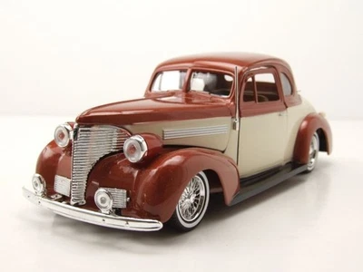 Chevrolet Coupe 1939 gold weiß Modellauto 1:24 Motormax - Bild 1 von 4
