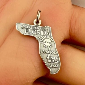 Vintage 925 Sterling Silver Tallahassee Florida Travel Charm Pendant (1.6g) - Picture 1 of 3