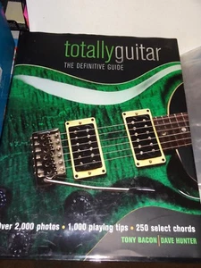 SMPG Totally Guitar The Definitive Guide (2004 Illustrated Hardcover) - Picture 1 of 2