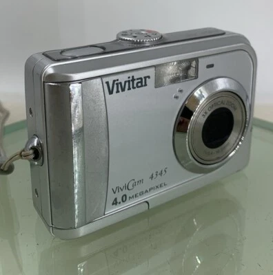 Vivitar Vivicam 4345 4.0MP Compact Digital Camera SILVER NO CARD TESTED - 760 - Image 1 of 4